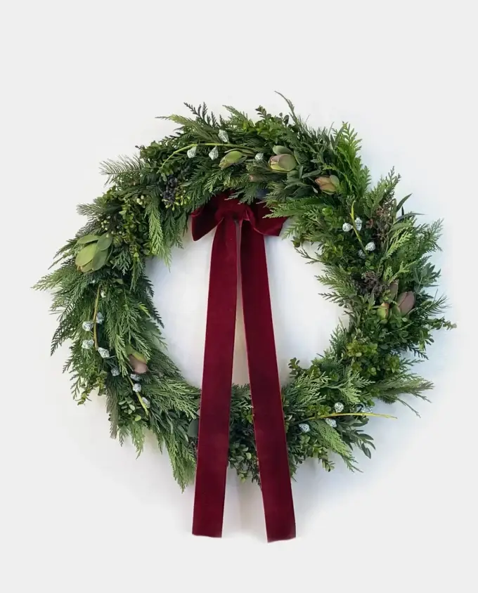 cedar-leucadendron-burgundy-bow-center