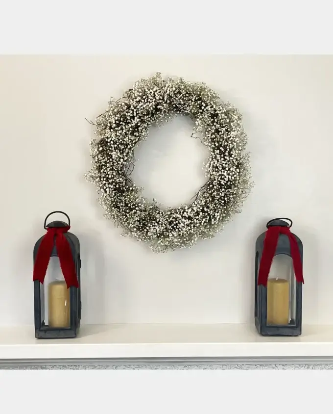 gypsophilia-holiday-wreath-mantle