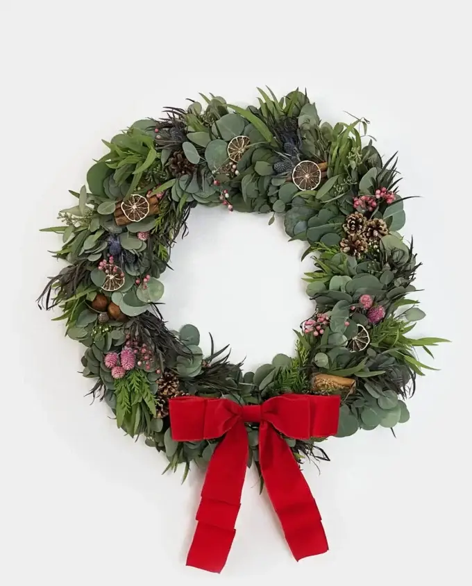 woodland-wreath-red-ribbon